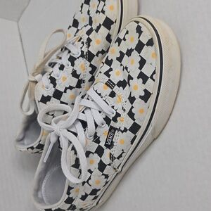 Kids Vans Black & White Checkerboard Floral Daisy Sneakers Size 3 Missy